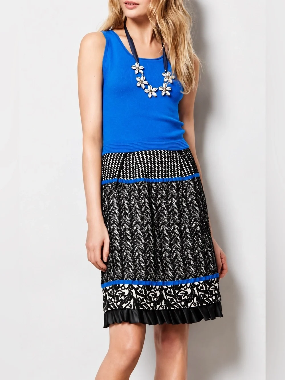 Antro Girls From Savoy NWT Arden tiered dress, small